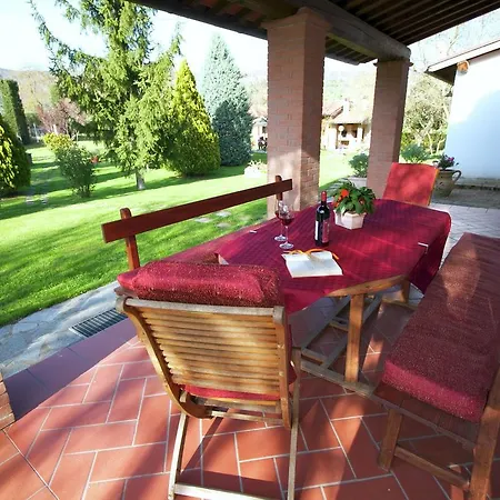 Nyaraló Belvilla By Oyo With Garden