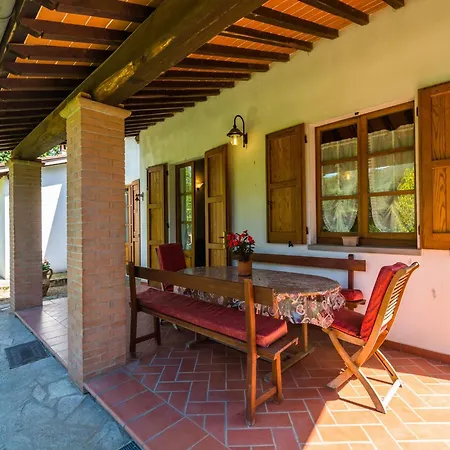 Дом отдыха In Tuscany With Panoramic Pool